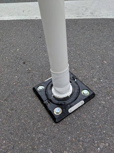 Flexible Plastic Bollards or Traffic Delineators - Image 6